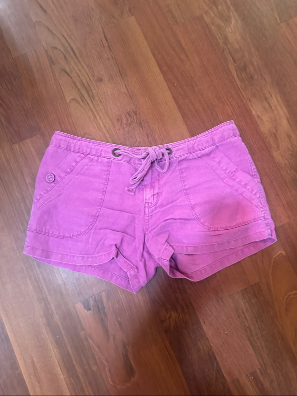 Sanctuary Magenta Drawstring Athletic Shorts with Front Pockets